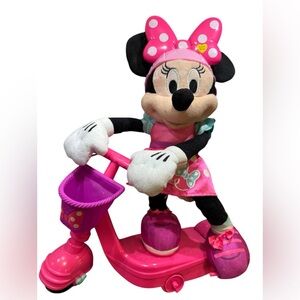 Minnie Mouse Sing & Spin Scooter Toy